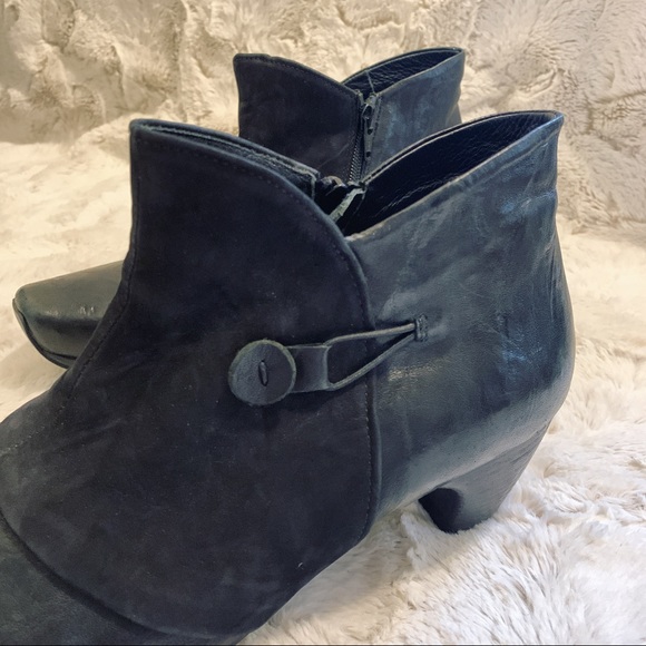 Anthropologie THINK Ana ✨🌿 Black Leather Button Ankle Black Boots  10 - Picture 4 of 8